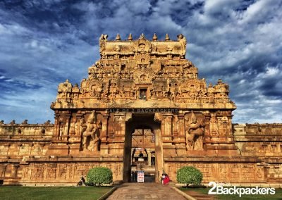 Rajarajan Tiruvasal Gateway at Brihadeshwara Temple at Thanjavur | Tale ...