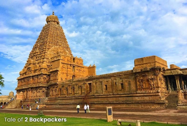 Famous Temples in India That You Must Visit | Tale of 2 Backpackers